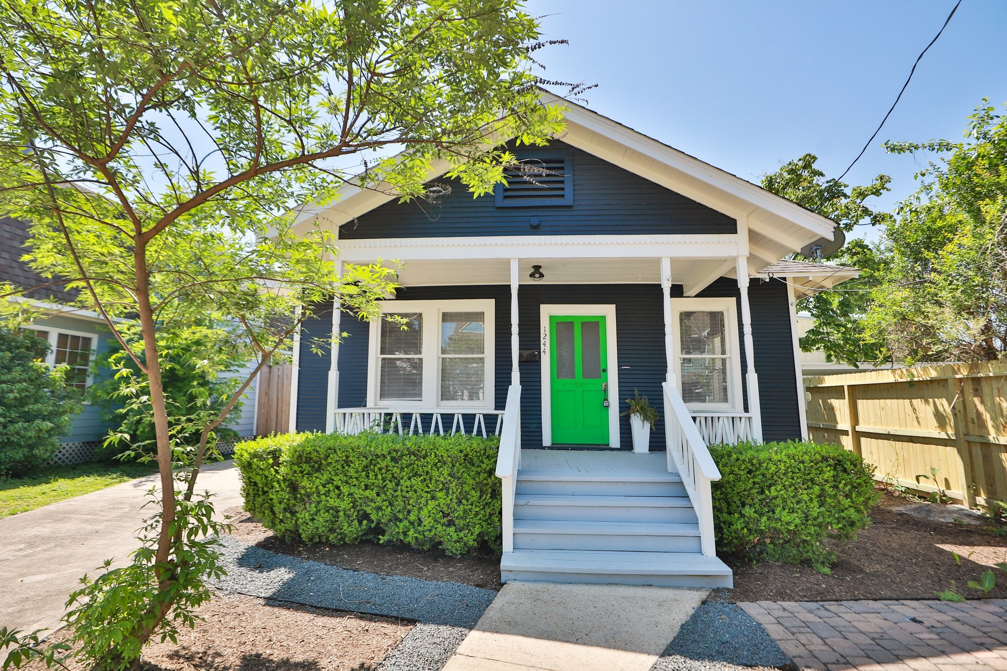 1244 W 21st Street Houston TX 77008