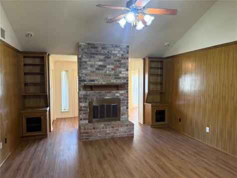 214 Kings Court Stafford TX 77477