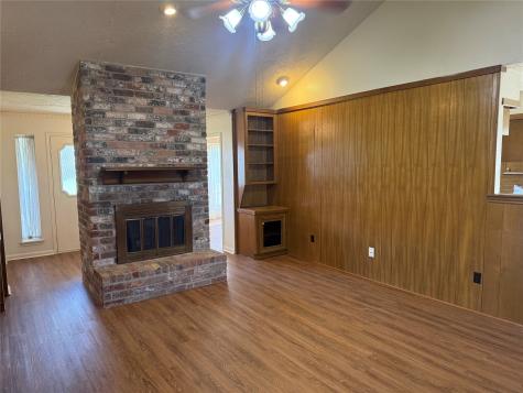 214 Kings Court Stafford TX 77477