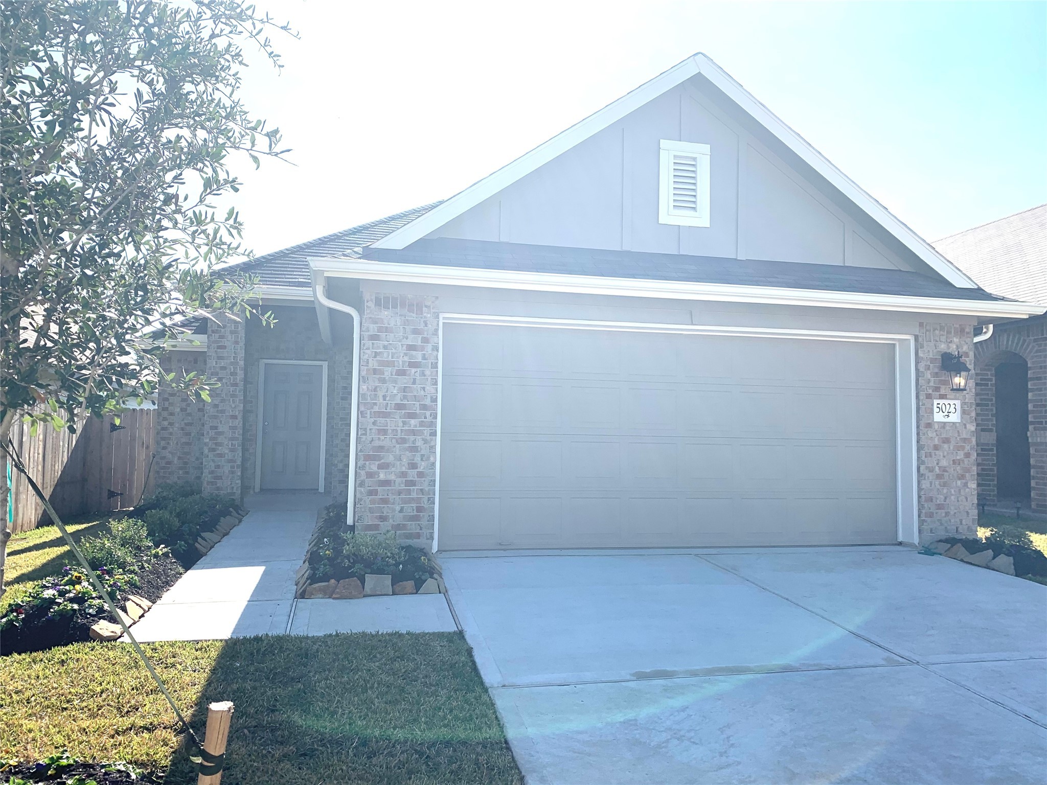 5023 Azalea Trace Drive Houston TX 77066