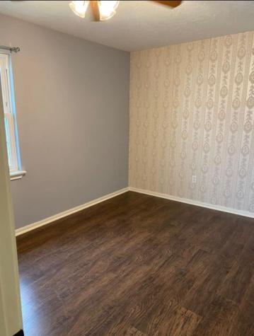111 E Southland Avenue Alvin TX 77511