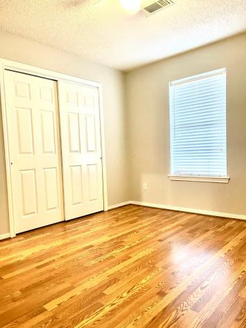 307 Live Oak Lane Friendswood TX 77546