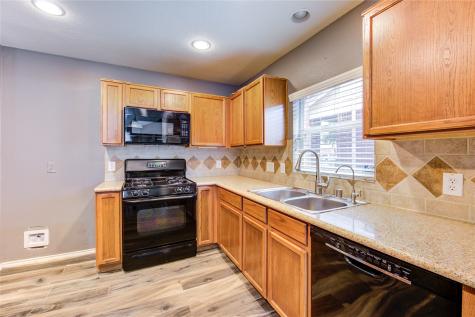 5711 Kenwood Missouri City TX 77459