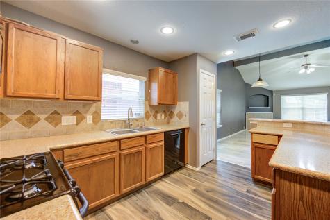 5711 Kenwood Missouri City TX 77459
