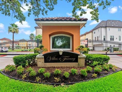 5934 Laguna Beach Lane Houston TX 77036