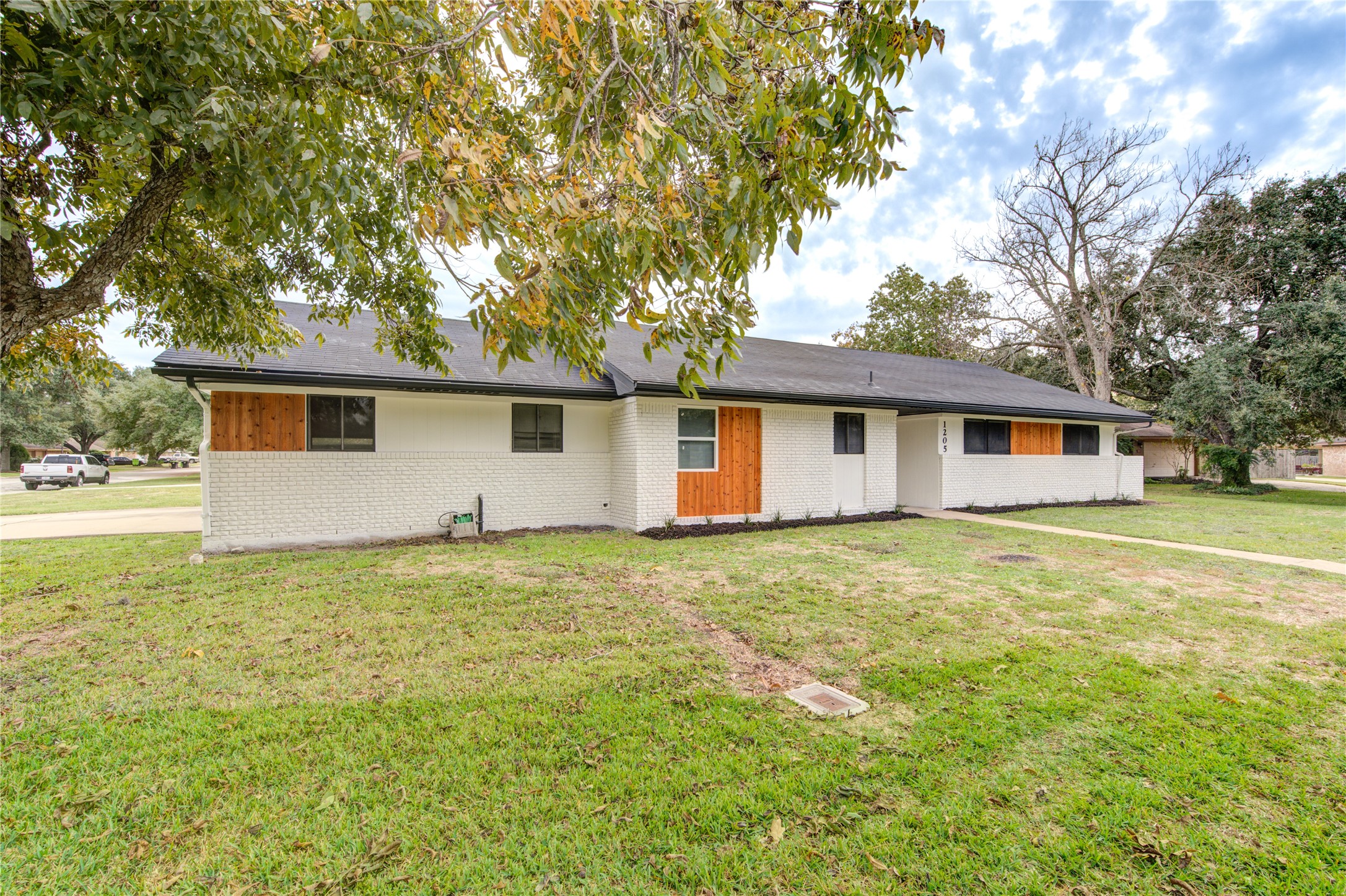 1205 Inwood Drive Richmond TX 77469