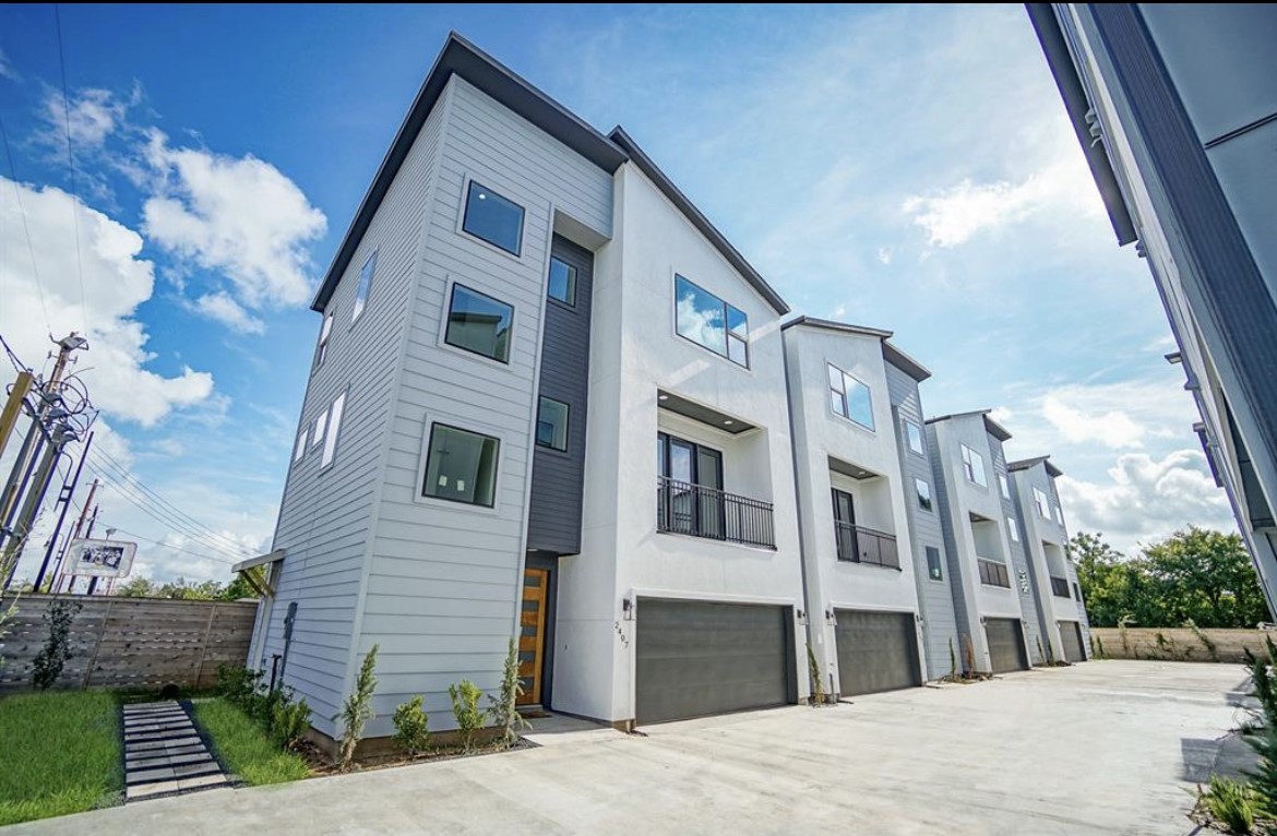 2409 Anita Street Houston TX 77004
