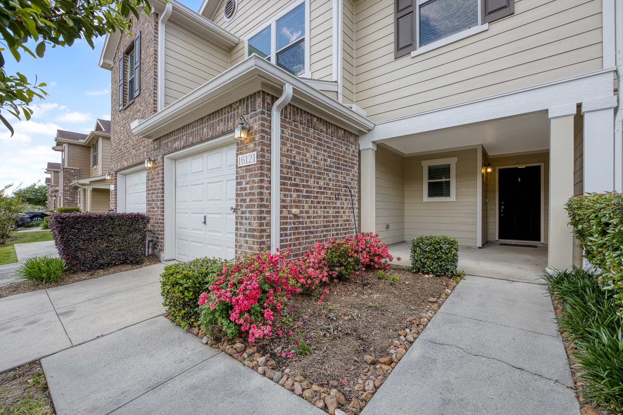 16121 Sweetwater Fields Lane Tomball TX 77377