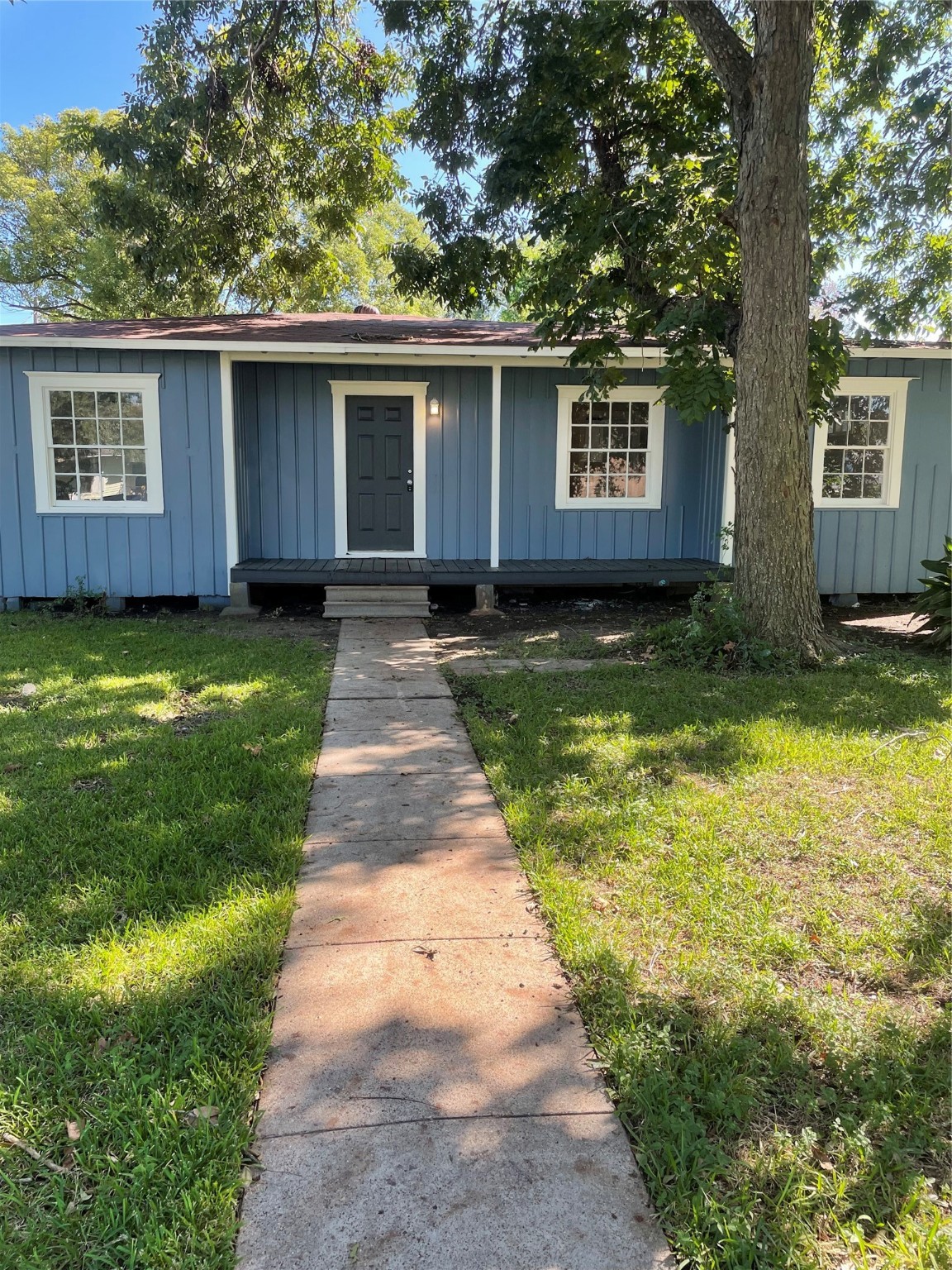 715 12th Avenue N Texas City TX 77590