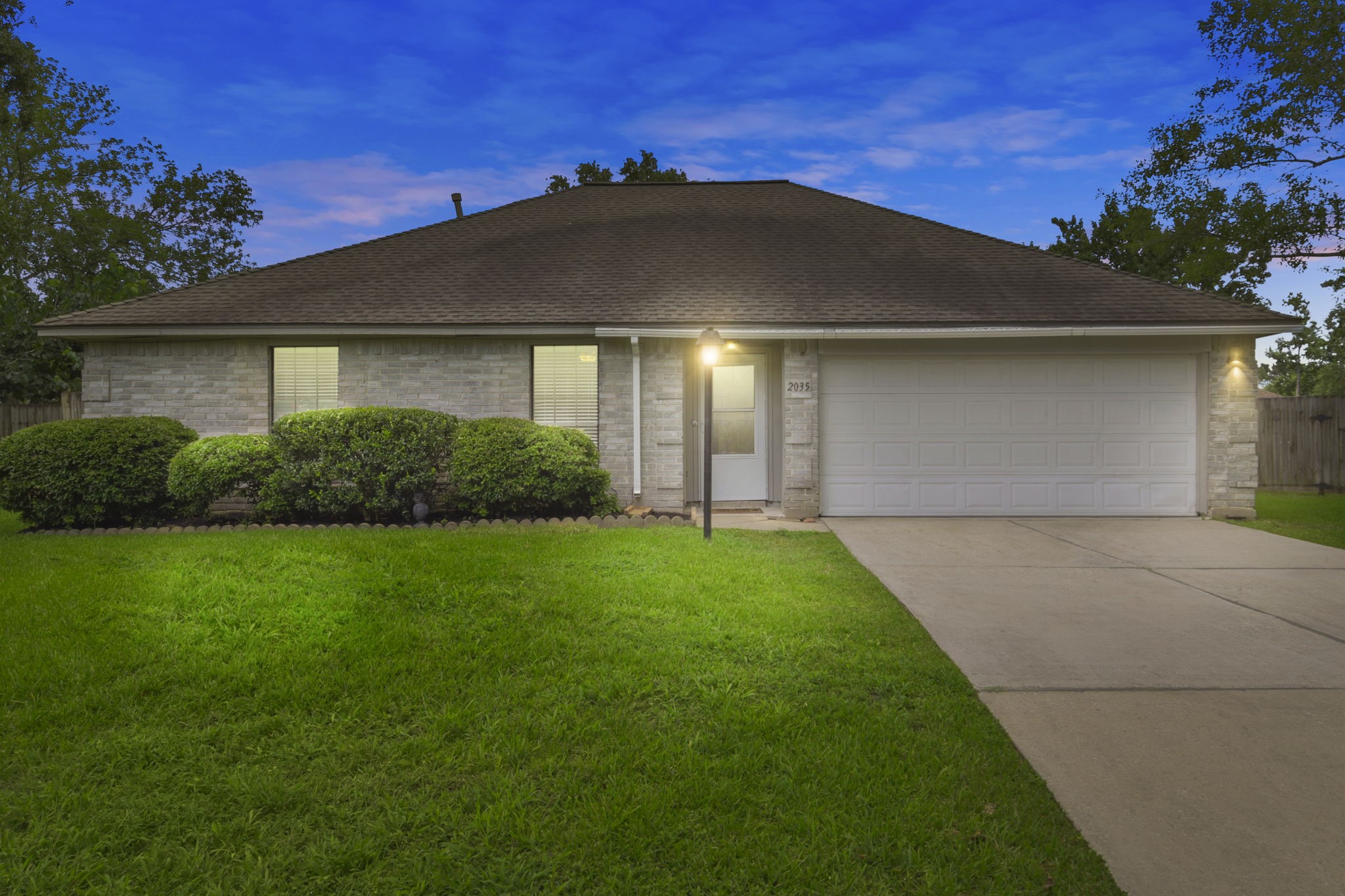 2035 Woodhue Drive Spring TX 77386