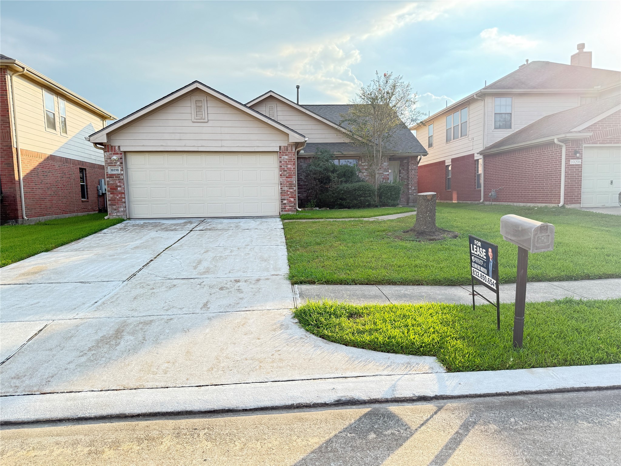 10210 Cades Creek Court Houston TX 77089