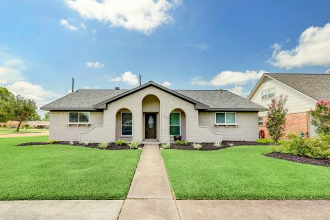 1018 Phyllis Street Deer Park TX 77536