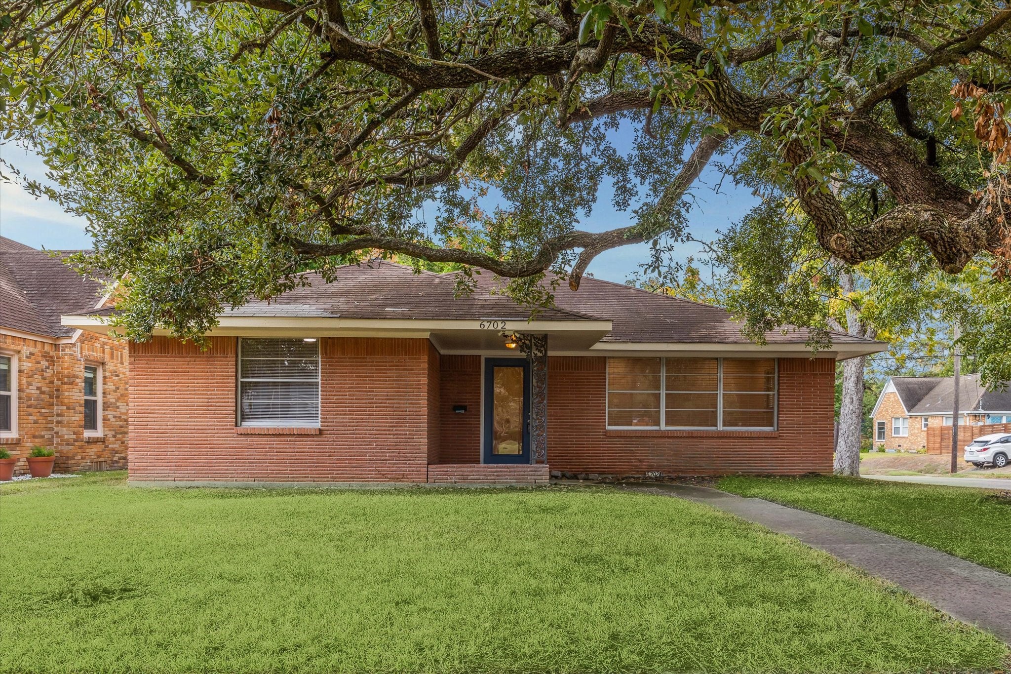 6702 Wildwood Way Houston TX 77023
