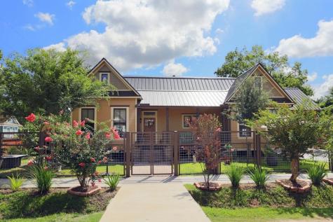 2108 Fletcher Street Houston TX 77009