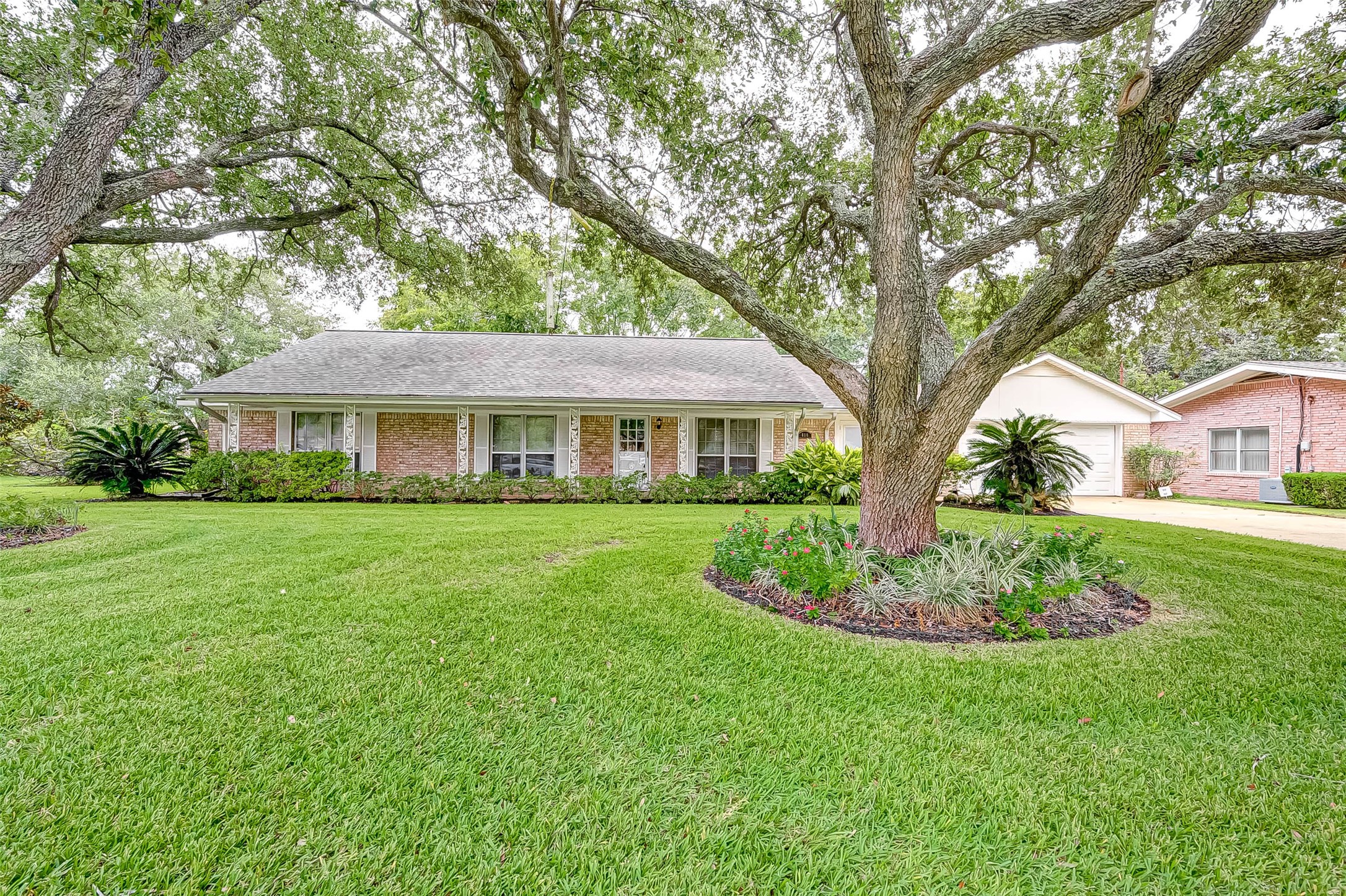 830 Oyster Creek Drive Sugar Land TX 77478