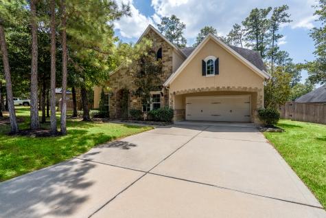 34131 Mill Creek Way Pinehurst TX 77362