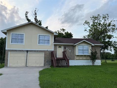216 Briarcreek Street Richwood TX 77531