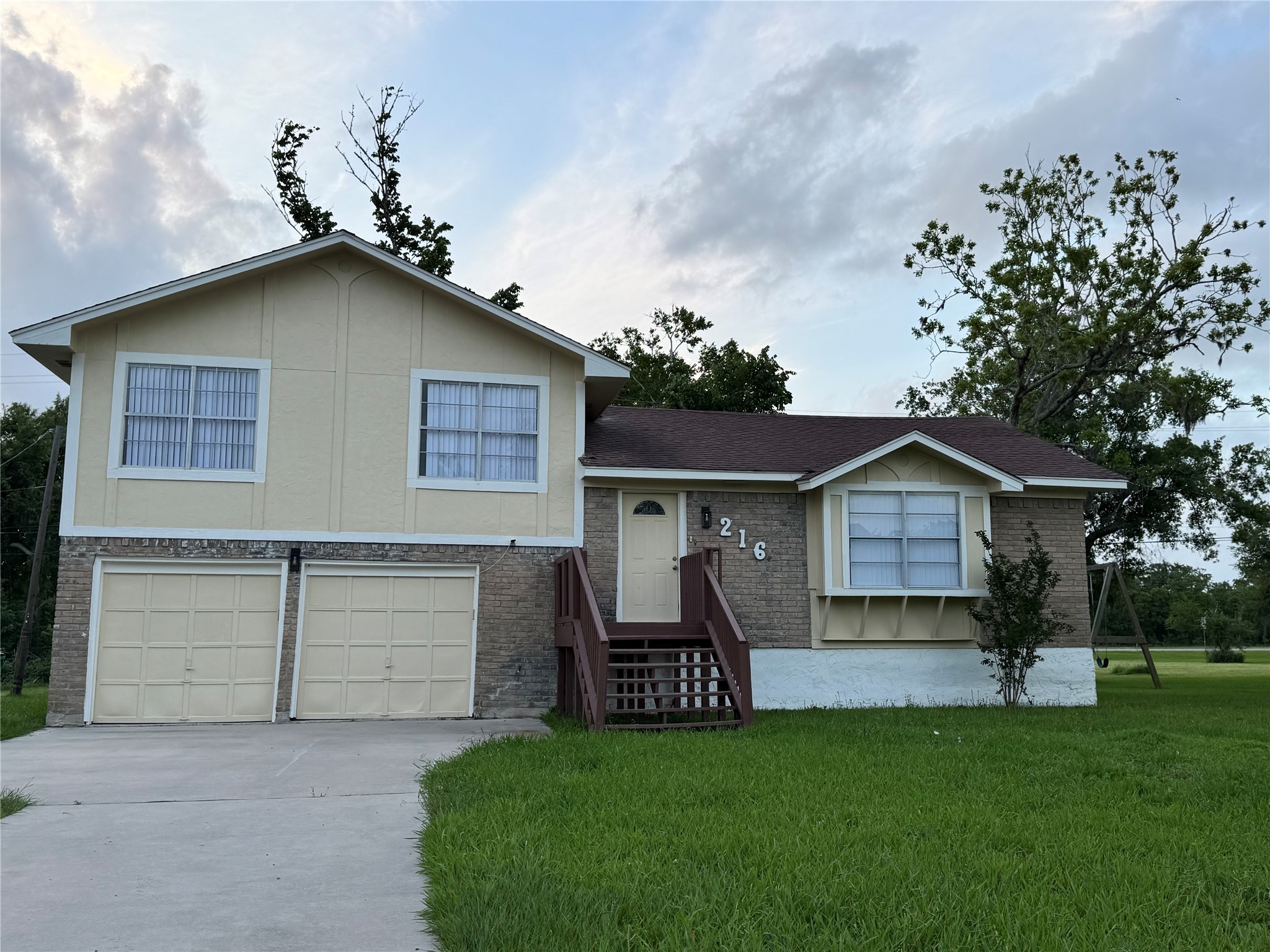 216 Briarcreek Street Richwood TX 77531