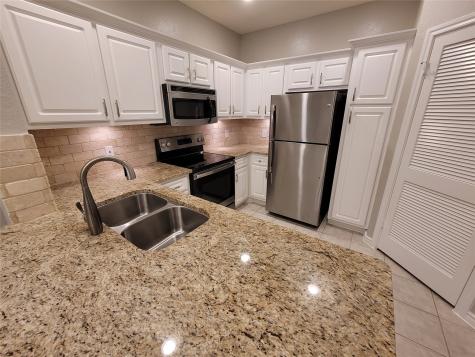 1919 Post Oak Park Drive 2104 Houston TX 77027