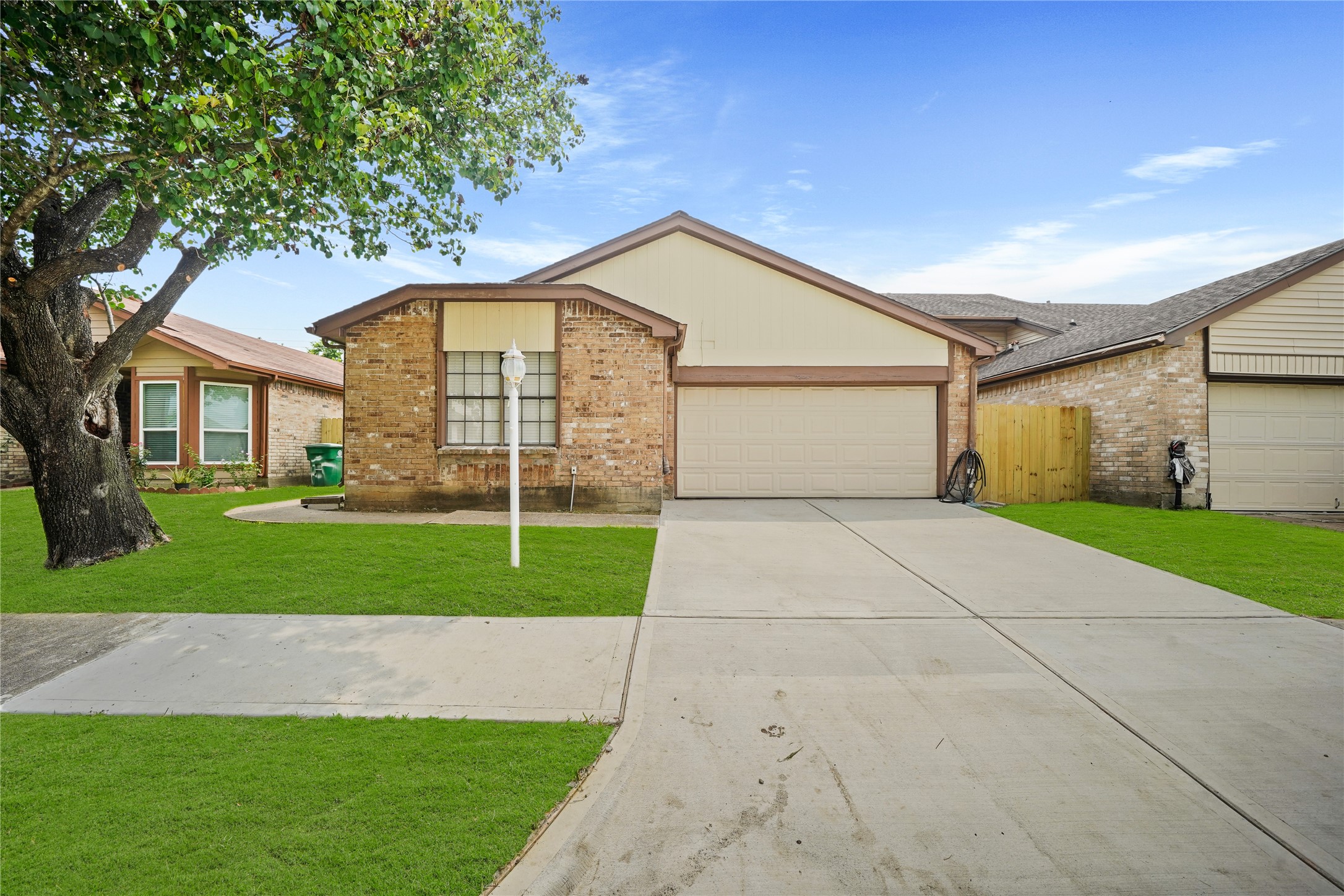 3409 Meadway Drive Houston TX 77082