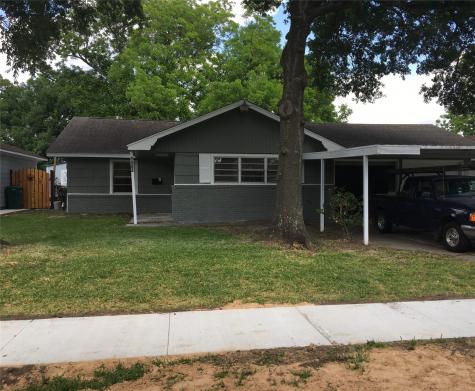 1902 Locklaine Drive Pasadena TX 77502