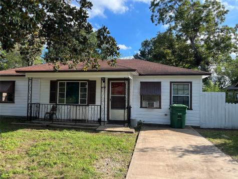 7634 South Hall Street Houston TX 77028