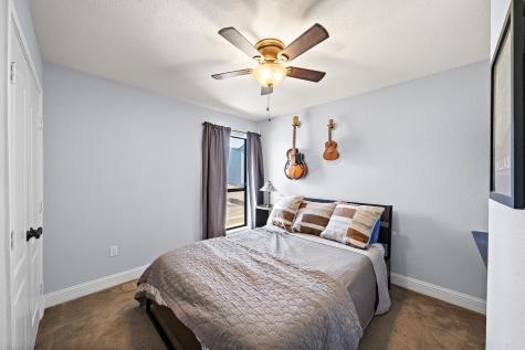 5102 Hardy Street Houston TX 77009