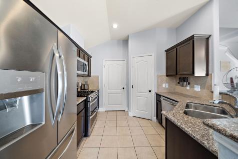5102 Hardy Street Houston TX 77009