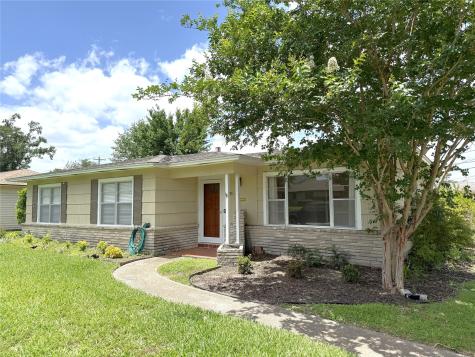911 Worthshire Street Houston TX 77008