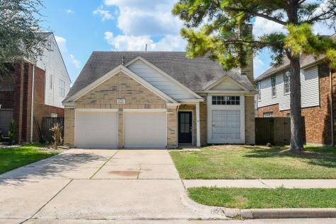 1922 Kerry Drive Deer Park TX 77536