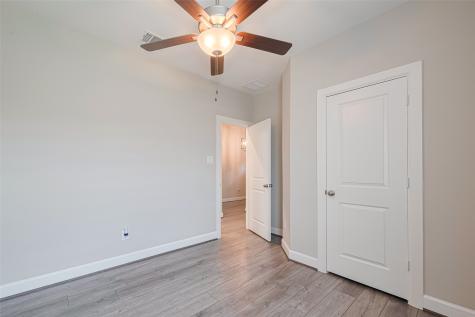 504 Billingsgate Chase Conroe TX 77304