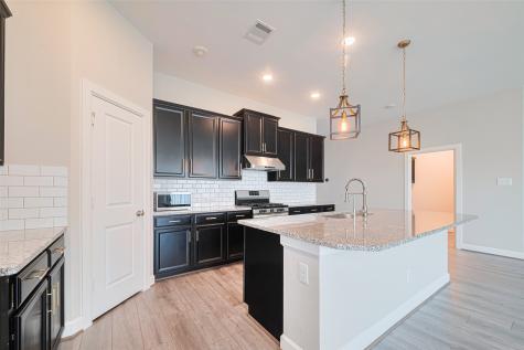 504 Billingsgate Chase Conroe TX 77304