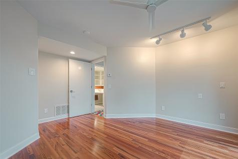 2029 Dunlavy Street Houston TX 77006