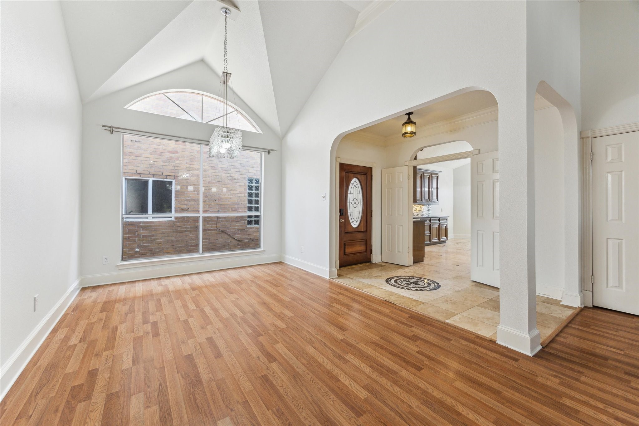 1339 Parkway Court Houston TX 77077