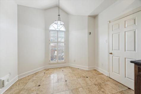 1339 Parkway Court Houston TX 77077