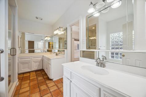 1339 Parkway Court Houston TX 77077