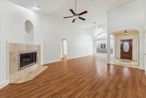 1339 Parkway Court Houston TX 77077