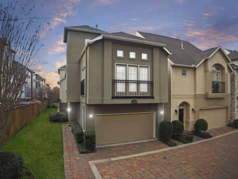 1303 Sherwood Point Lane Houston TX 77043
