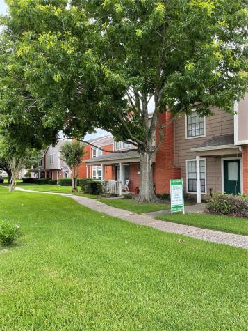 17315 Saturn Lane Houston TX 77058