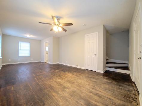 505 13th Street N Texas City TX 77590