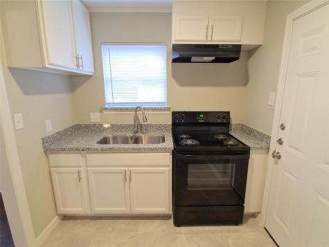 505 13th Street N Texas City TX 77590