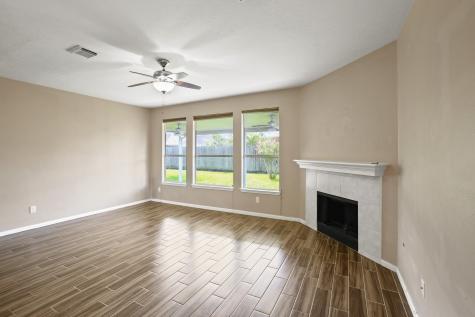 1820 Branch Hill Drive Pearland TX 77581