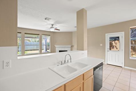 1820 Branch Hill Drive Pearland TX 77581