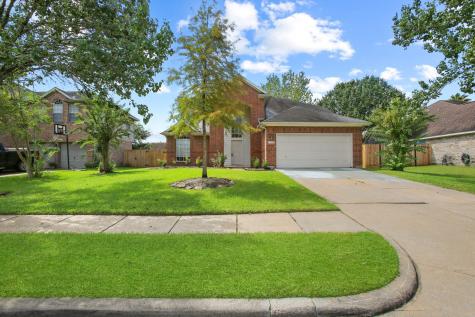 1820 Branch Hill Drive Pearland TX 77581