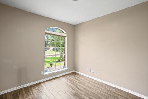 1820 Branch Hill Drive Pearland TX 77581
