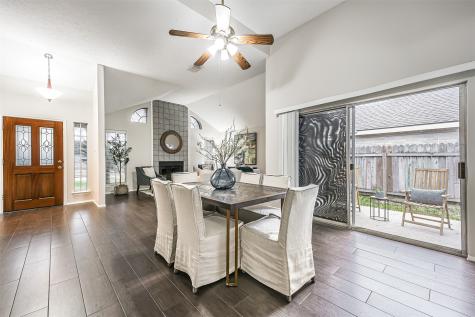 4011 Avanti Drive Pearland TX 77584