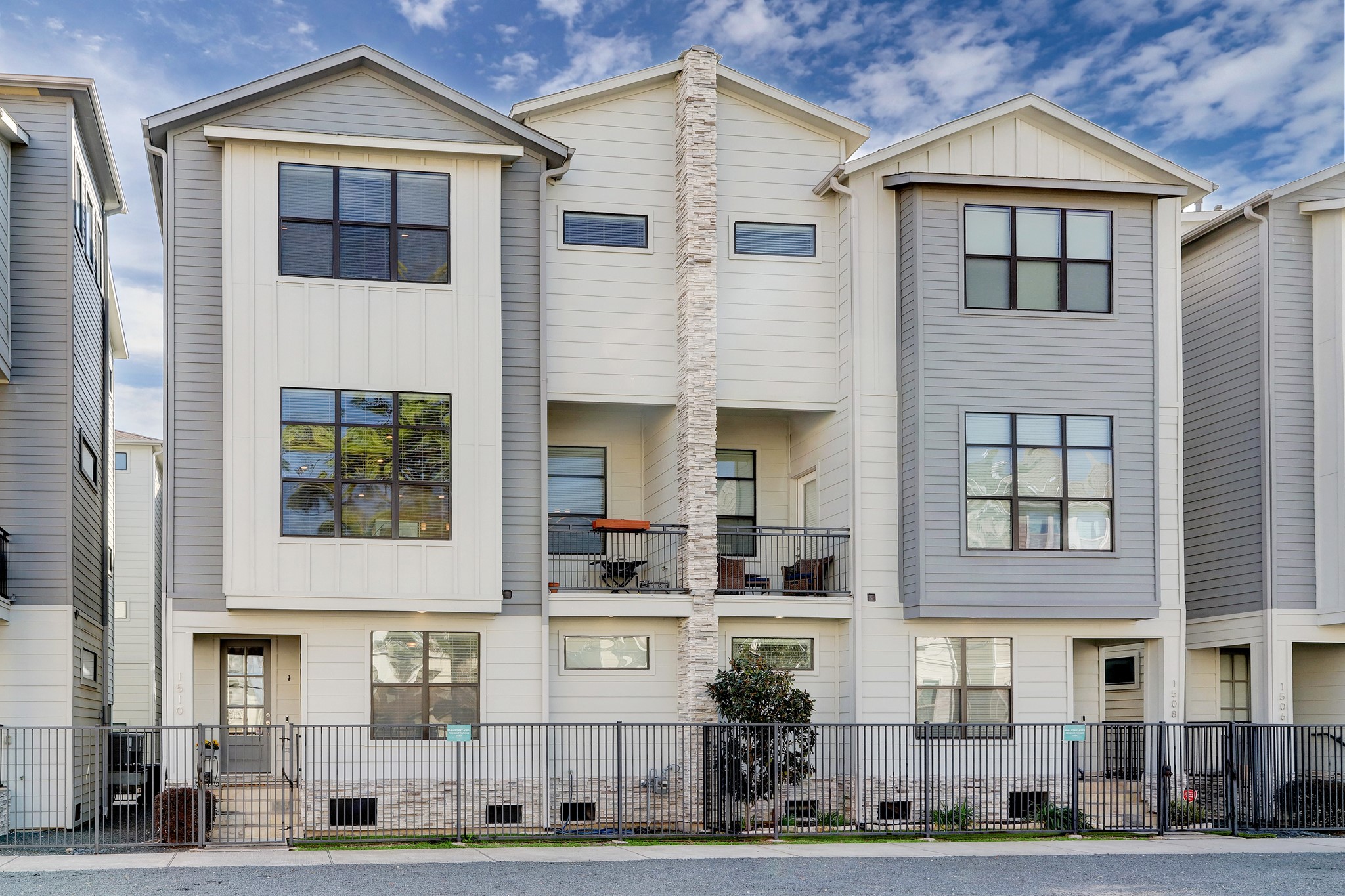 1510 Beall Street Houston TX 77008