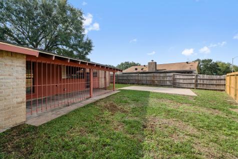5631 W Ridgecreek Circle Houston TX 77053