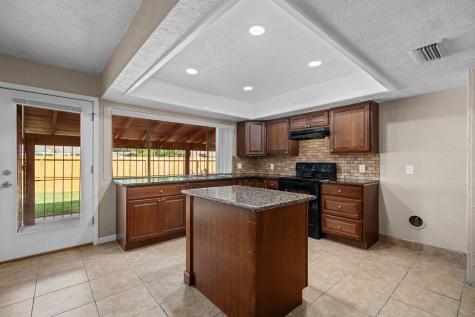 5631 W Ridgecreek Circle Houston TX 77053