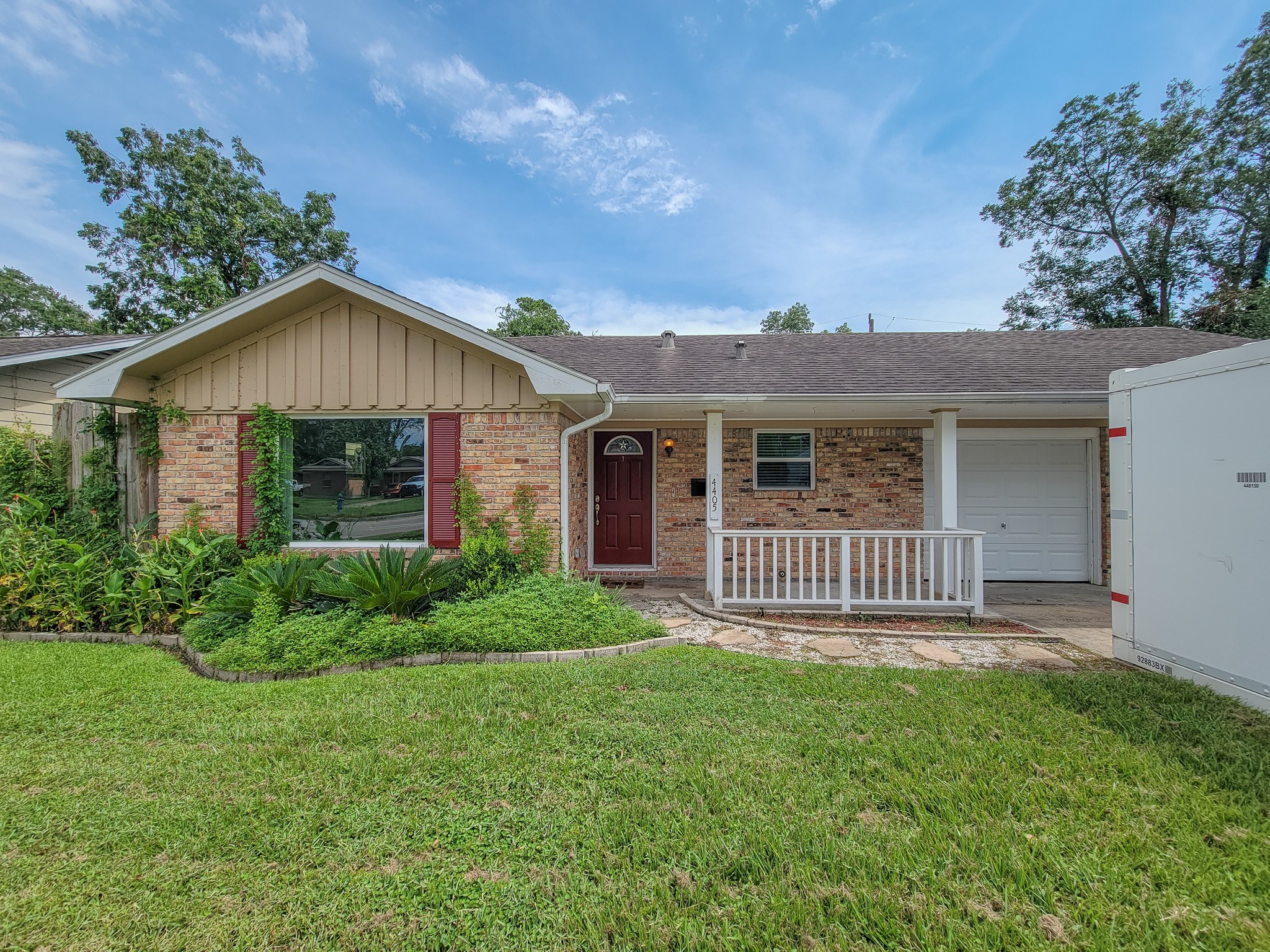 4405 W 43rd Street Houston TX 77092